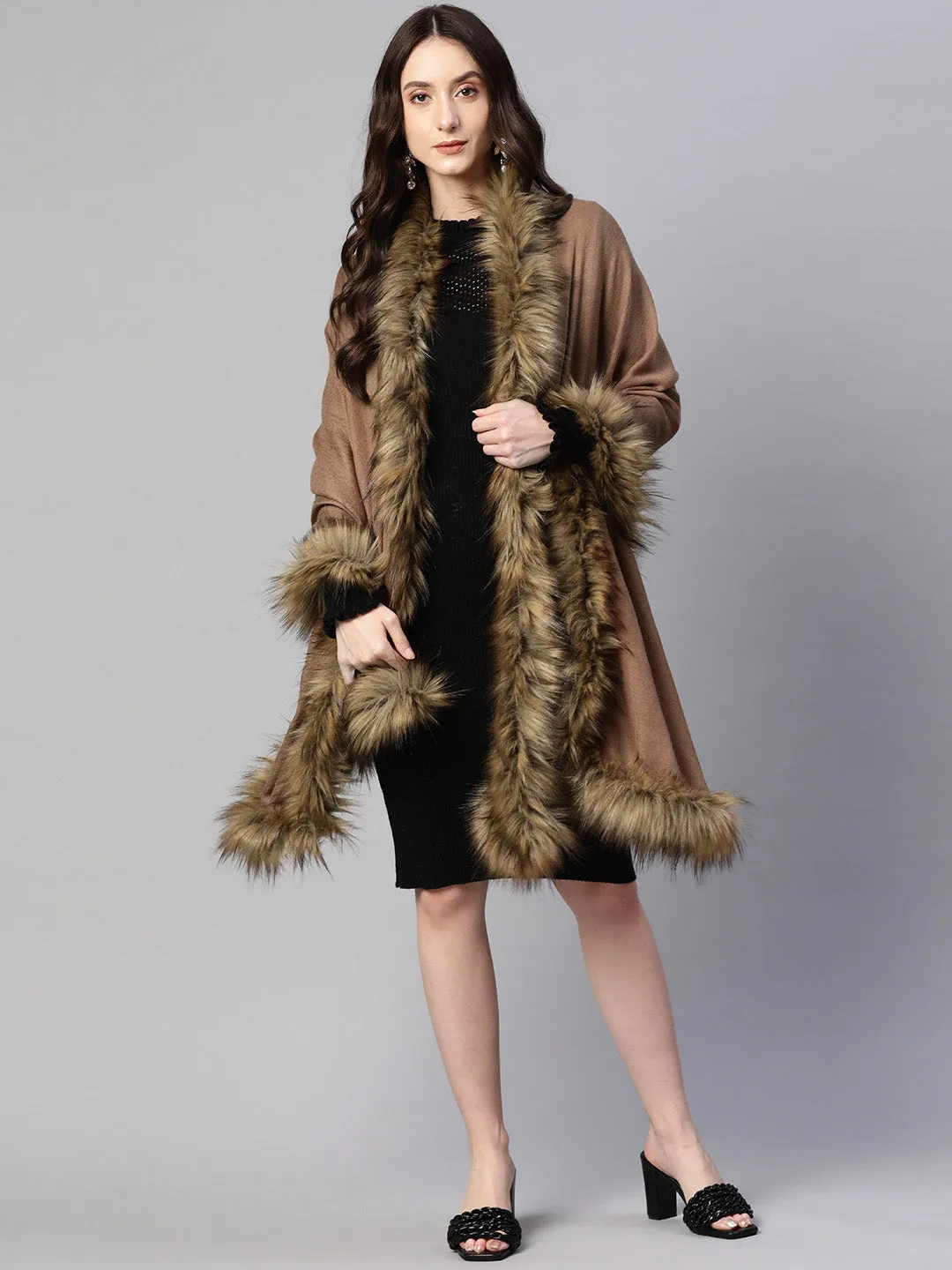 Brown Wool shawl with fur, fur shawl online