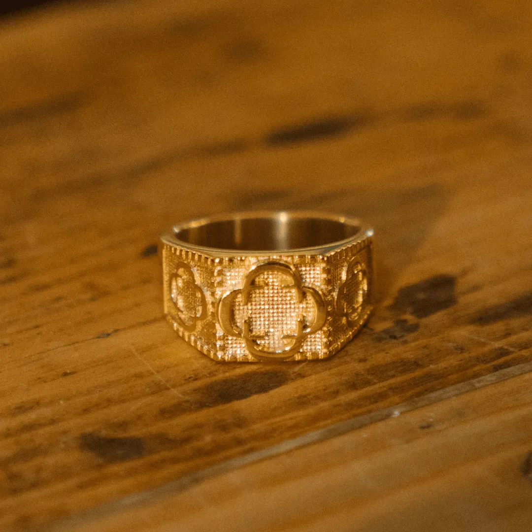 Clover Sovereign Ring (Test)