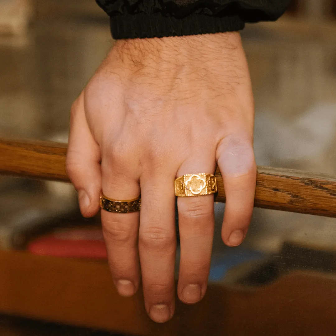 Clover Sovereign Ring (Test)