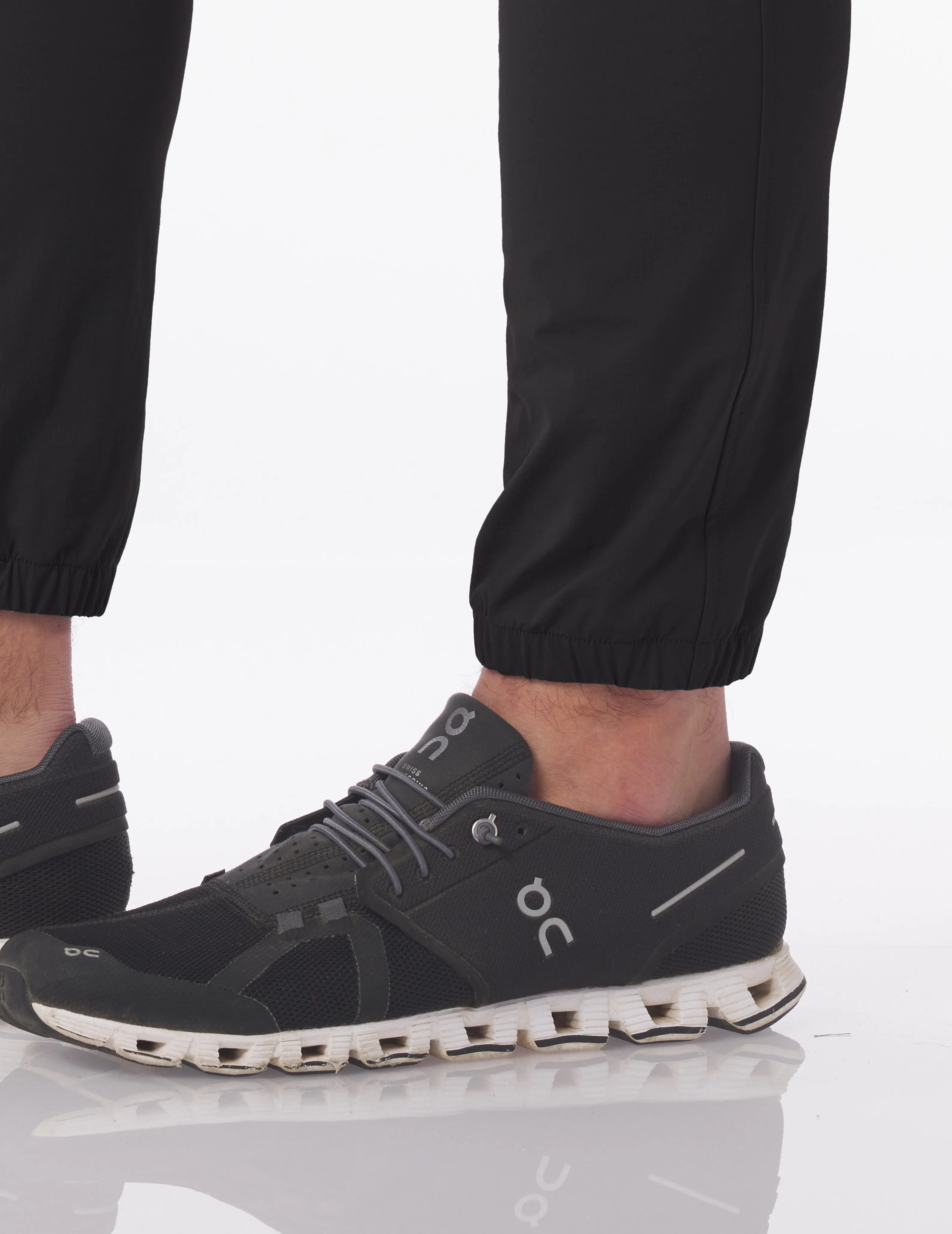 Convoy Jogger: Black