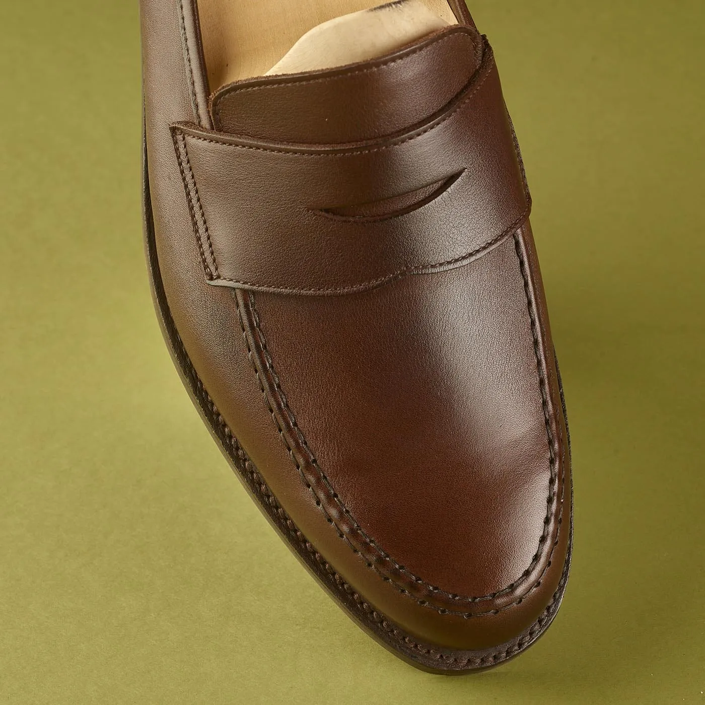Harvard 2 Dark Brown Milled Calf