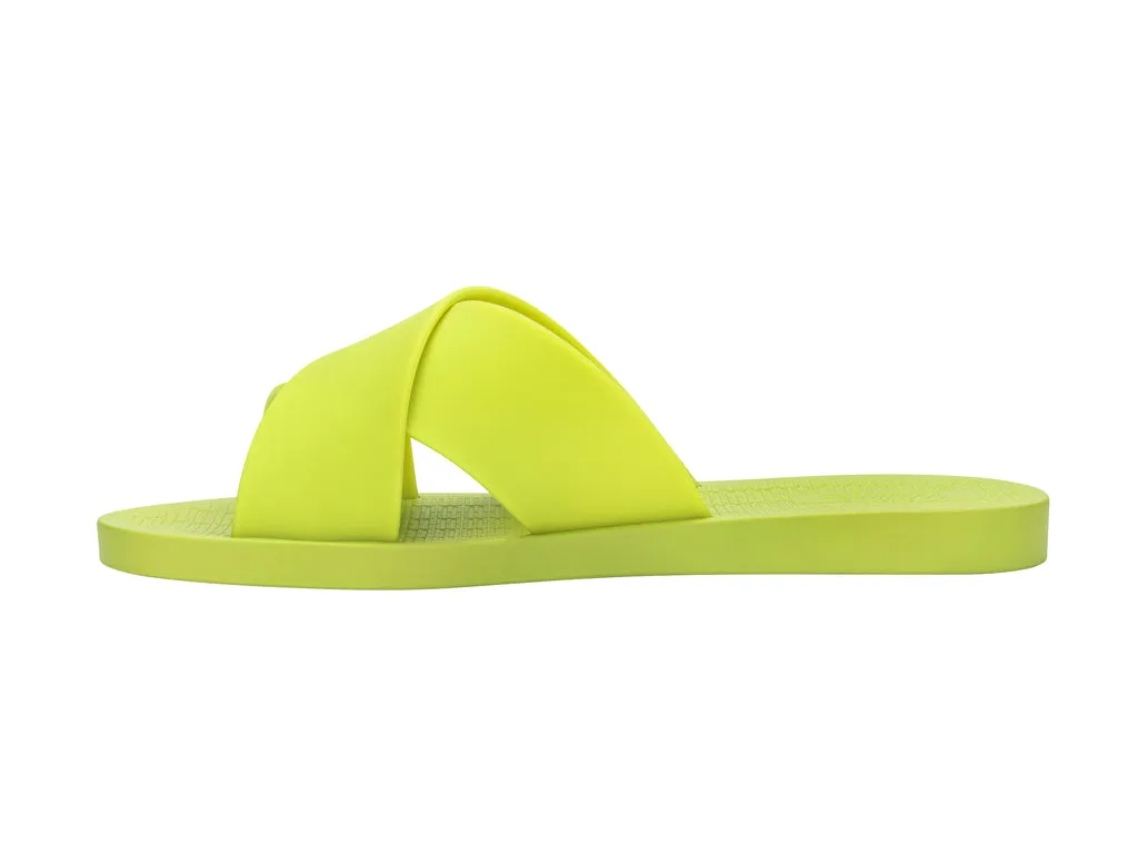 Melissa Sun City Walk AD Green Slides