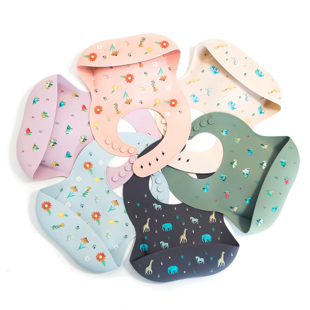 Silicone Bib Safari Warm Cream