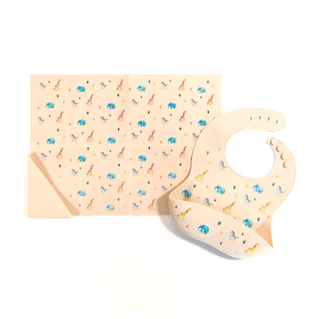 Silicone Bib Safari Warm Cream