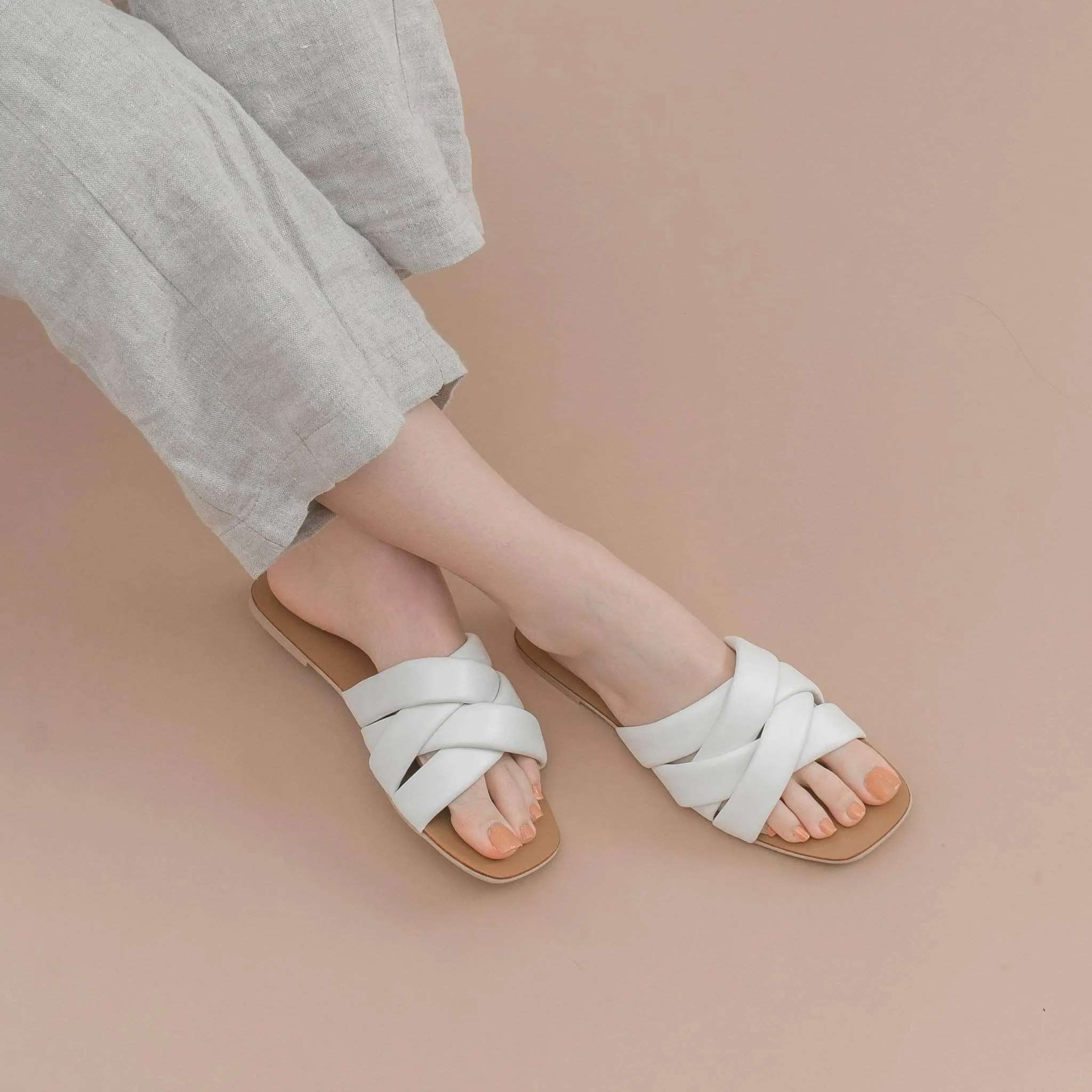 Yumi Flita Le Blanc