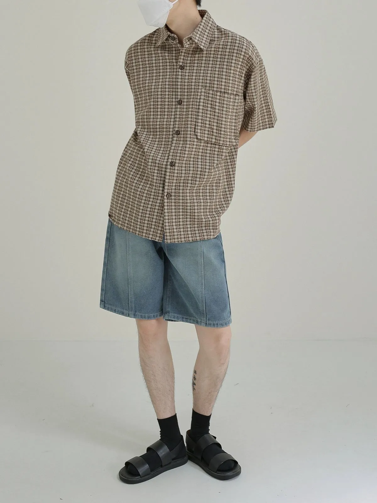 Zhou Breathable Plaid Short Sleeve Shirt