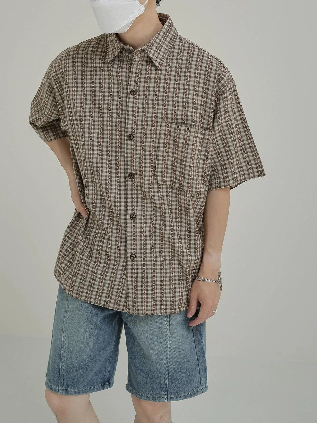 Zhou Breathable Plaid Short Sleeve Shirt